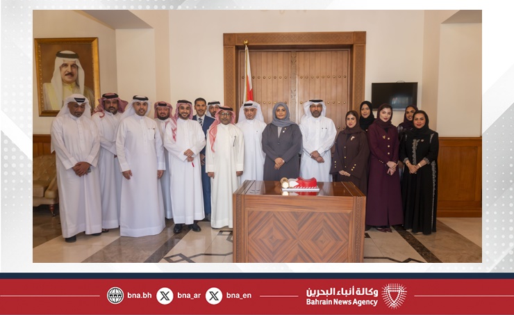 المحكمة الدستورية تحتفي المحكمة الدستورية تحتفي بالأعياد الوطنية